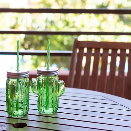 Paradise Palms * La Tejita