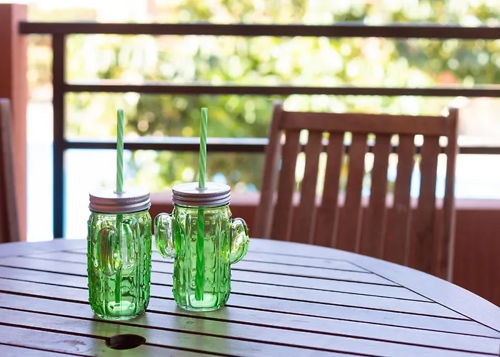 Paradise Palms * La Tejita